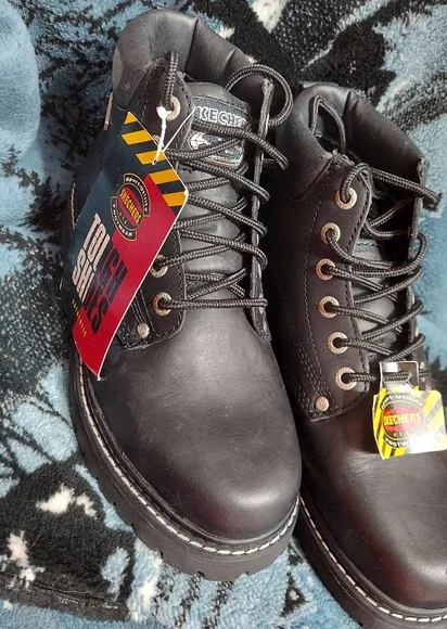 Skecher's 'Sport Utility' Authentic Tough Soe Boots/Black/Size '8' New - Picture 2 of 5